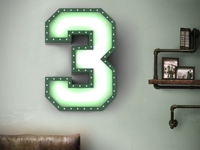 Litery, numery i symbole - lampy w takich formach proponuje portugalska firma Delightfull.