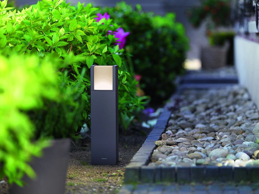 Wybieramy oświetlenie ogrodowe: świecące kształty, lampy i lampiony