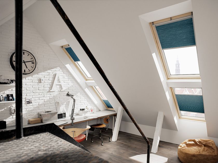 Podwójnie plisowane latem ochronią przed ostrym słońcem, zimą – dzięki aluminiowej powłoce – poprawią