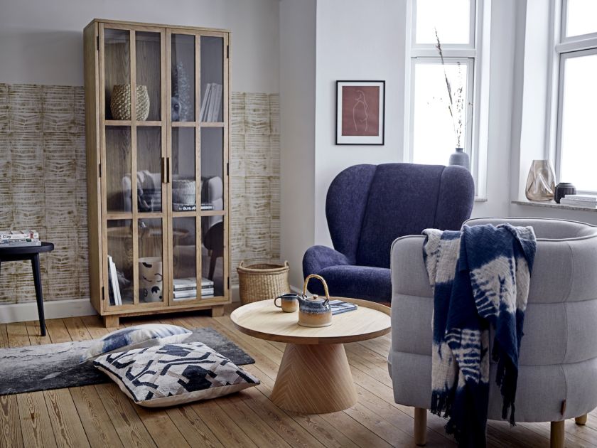 kącik do relaksu w pokoju gościnnym