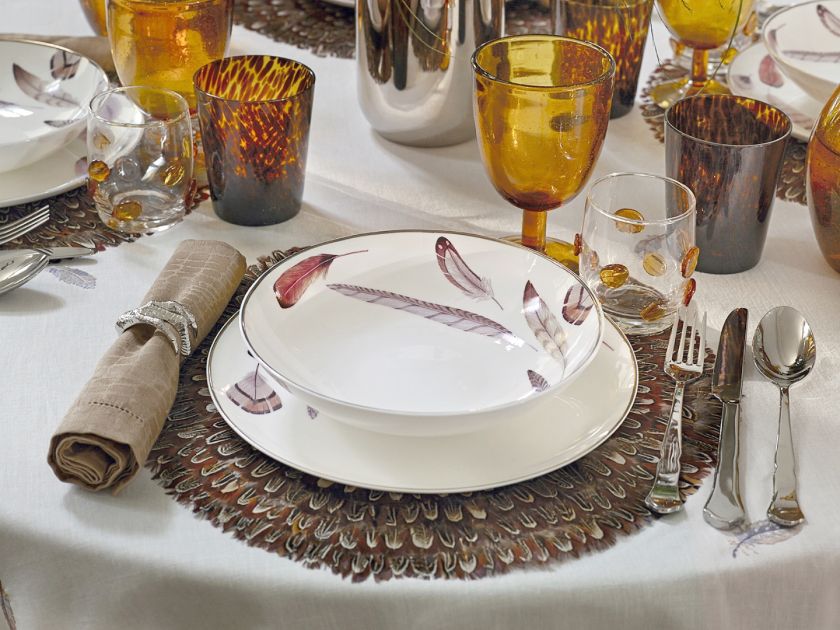 Stół świąteczny to nie tylko ten, na którym podamy wigilijną kolację. Mamy jeszcze pierwszy i drugi dzień Bożego Narodzenia,