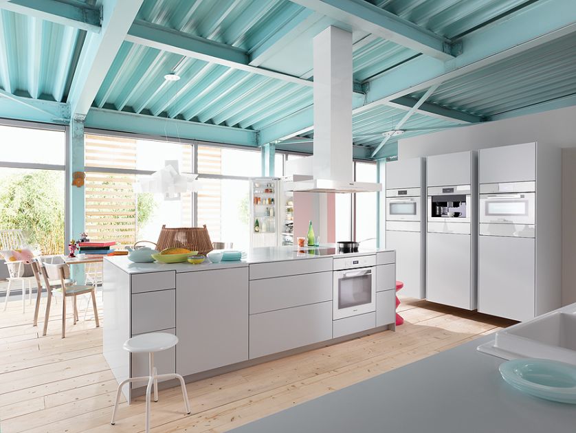 Jak urządzić kolorową kuchnię