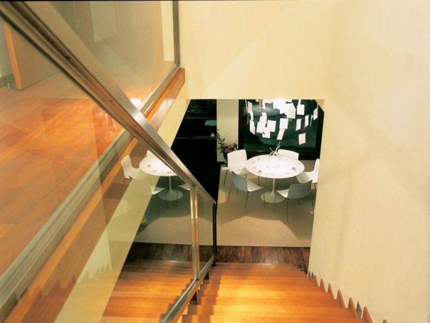 Karteczki na których rodzina i goście wypisują życzenia.