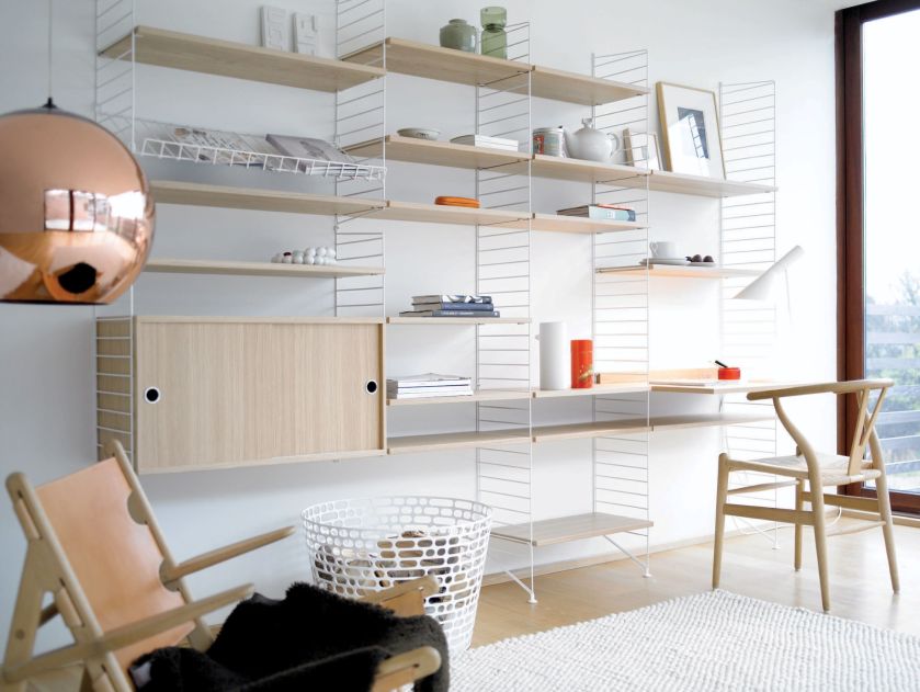 String - lekki pomysł na półkę