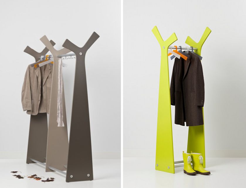 Cascando, dostępne w Square Space. Ładnie powieszone