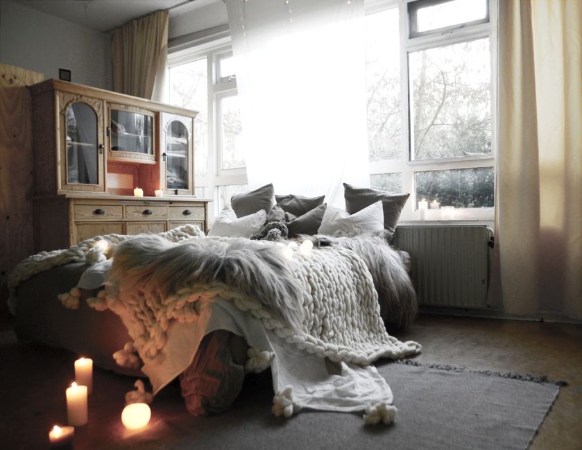 Wełna czesankowa, koce, narzuty i pledy