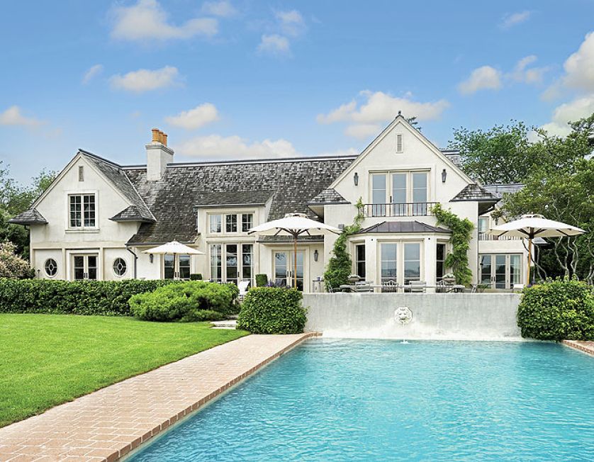 Rezydencja w kolorach piasku i oceanu