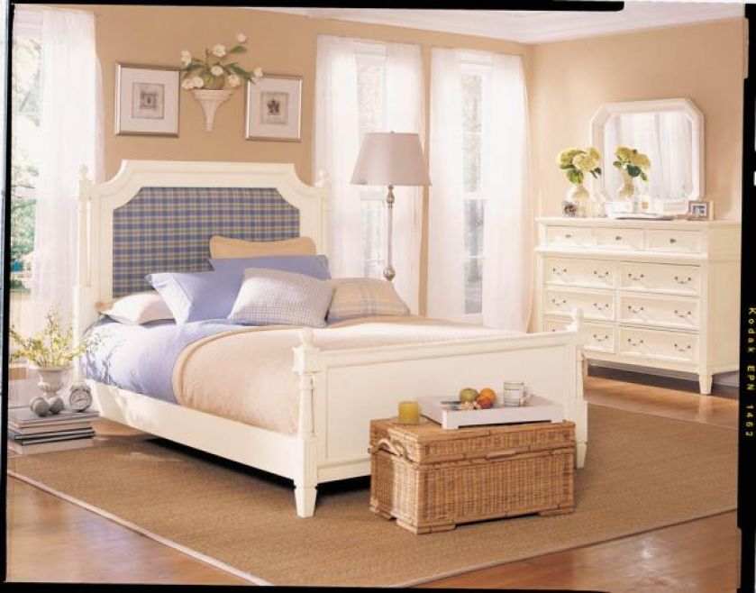 Wdzięczne połączenie - pastelowe kolory i krata. SALONY MOŚCICCY, LANE