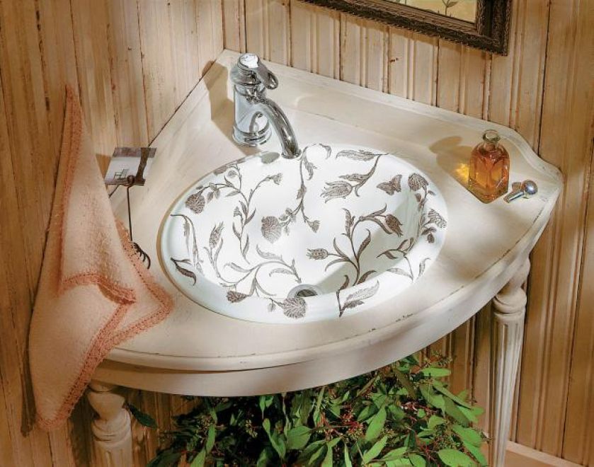 W drewnianej szafce umywalka Botanical Study - 3300 zł. Armatura - 930 zł. KOHLER