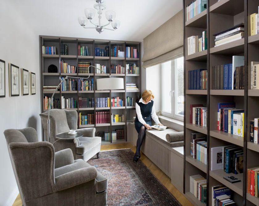 Dom Władysława Broniewskiego, w którym poeta mieszkał z obydwiema żonami. Nowi właścicele nadali mu niepowtarzalny