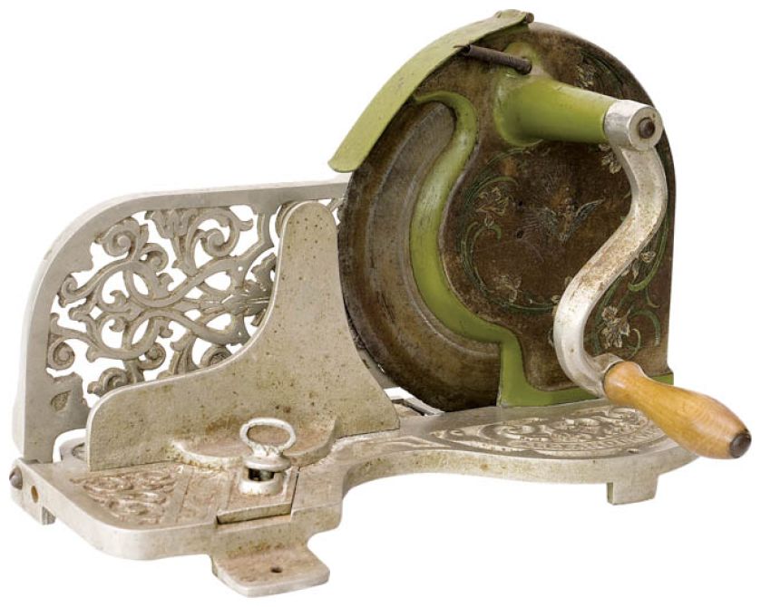 Krajalnica do chleba, okres międzywojenny, Muzeum chleba w Radzionkowie, fot. Timemachine