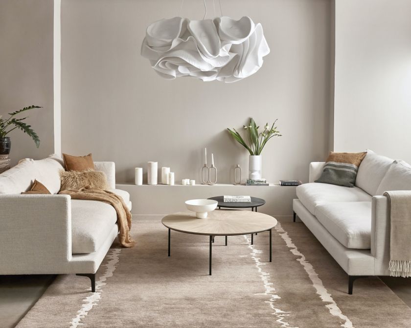 Kaszmirowy dywan w salonie