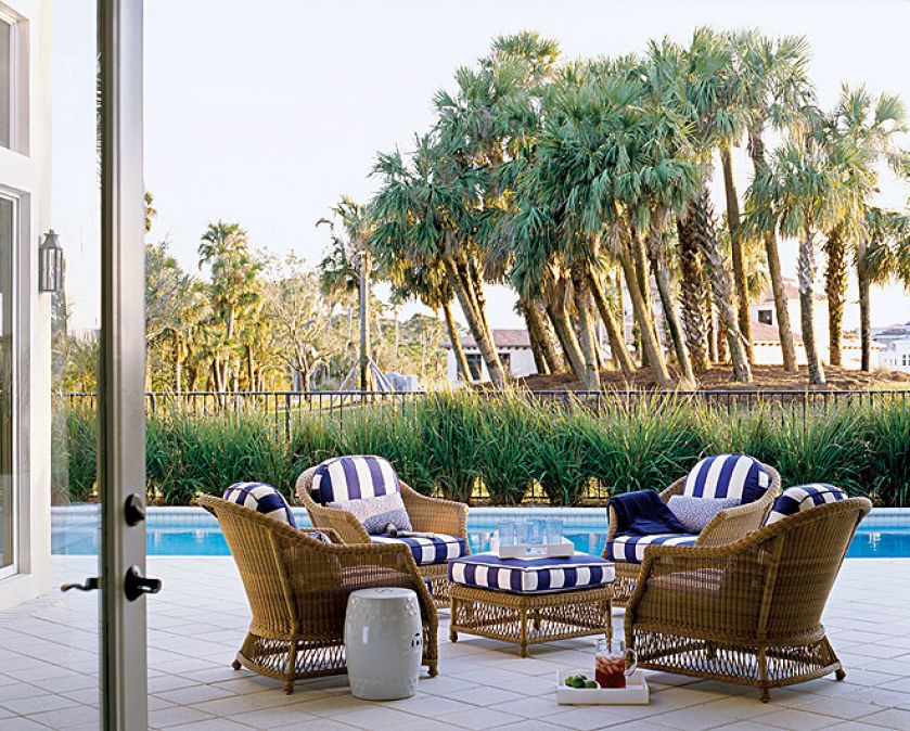 Rattanowe meble ogrodowe sprawdzają sie na goroącej Florydzie.