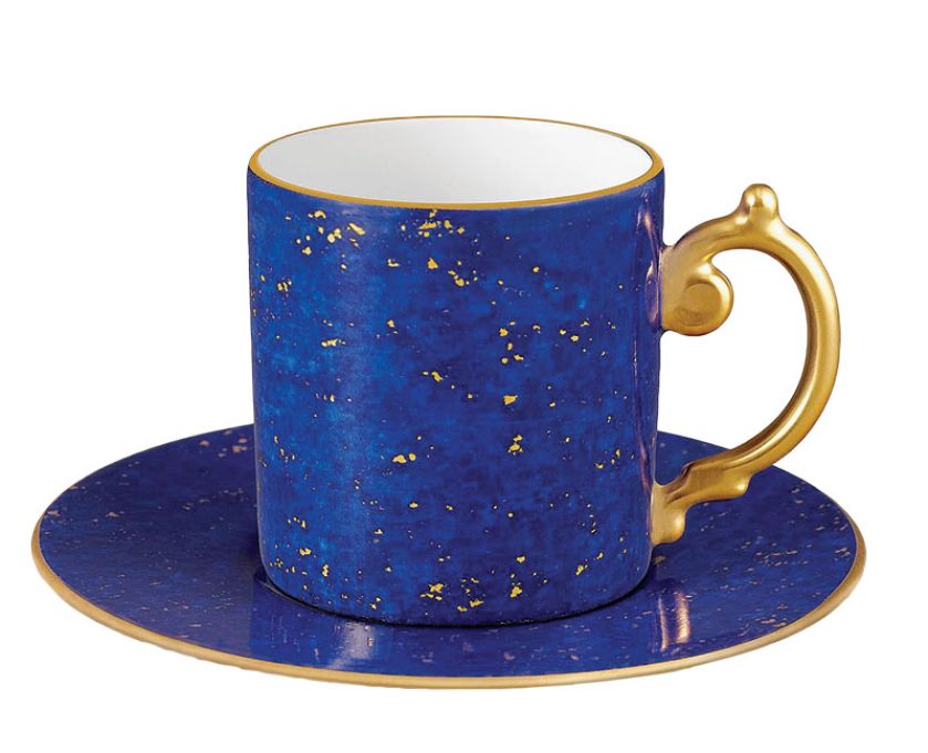 Stół wigilijny: złote dekoracje w 4 odsłonach