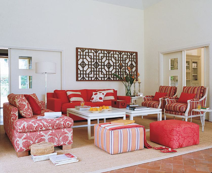 Dwuosobowa Singapur (12 800 zł) plus szezlong Copenhague (10 100 zł) oraz fotel Burdeos (8600 zł). KA INTERNATIONAL