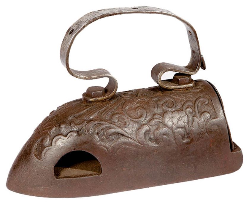 Zdobione żelazko z duszą, koniec XIX w., Muzeum Historyczne Miasta Krakowa, fot. A. Wojtuń/Green Carrot.