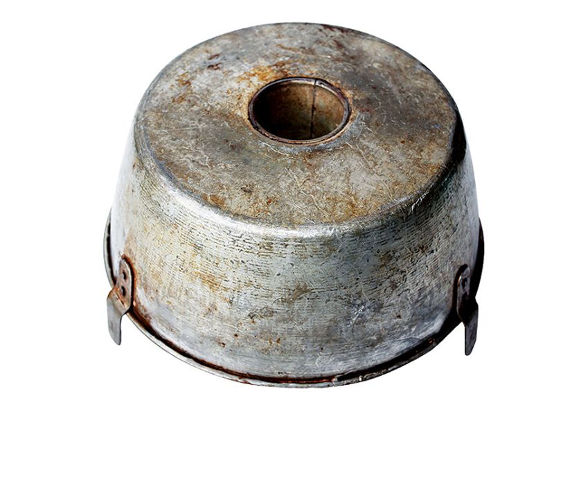 Aluminiowa, do ciasta. Historia foremek do ciast i na masło