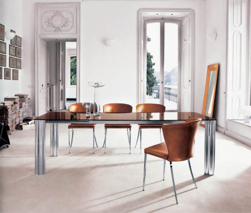 Arcanto z blatem z kryształu barwionego na brąz. EMMEI