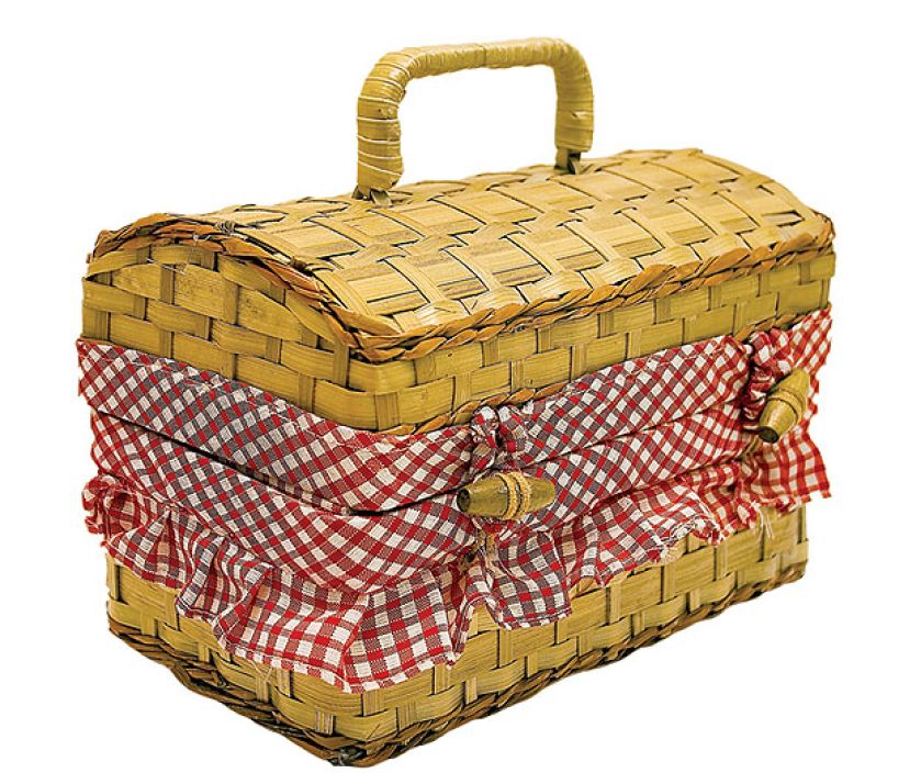 Kuferek na małe co nieco. Dzieje letnich pikników: zobacz jak urządzić je dziś