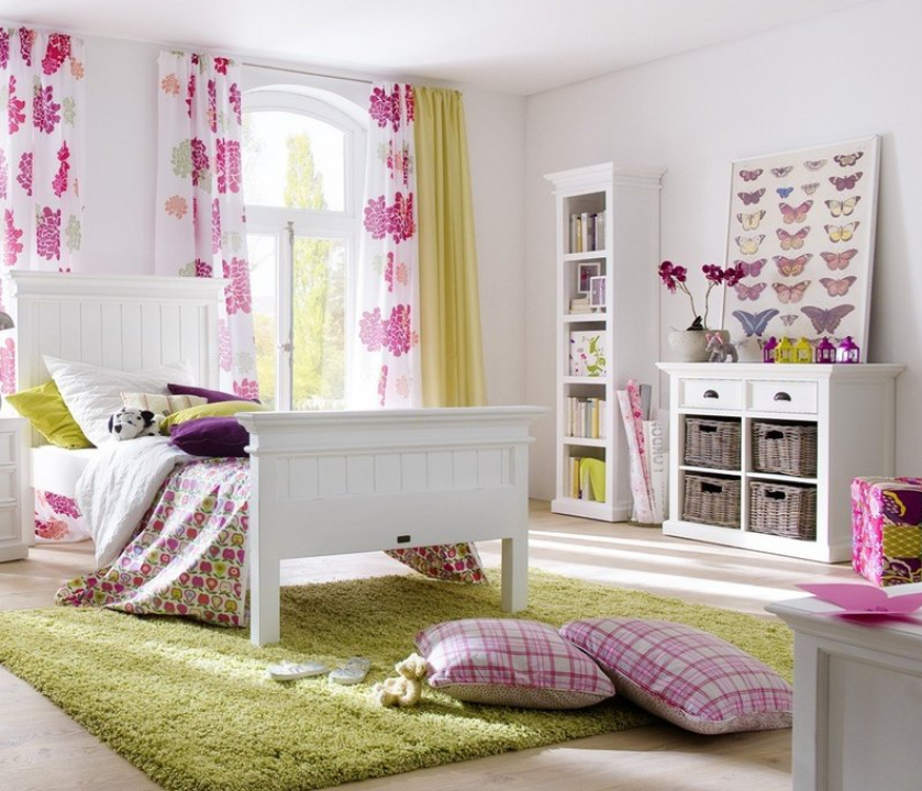 Meble Seart, kolekcja Halifax. Bielone i postarzane meble