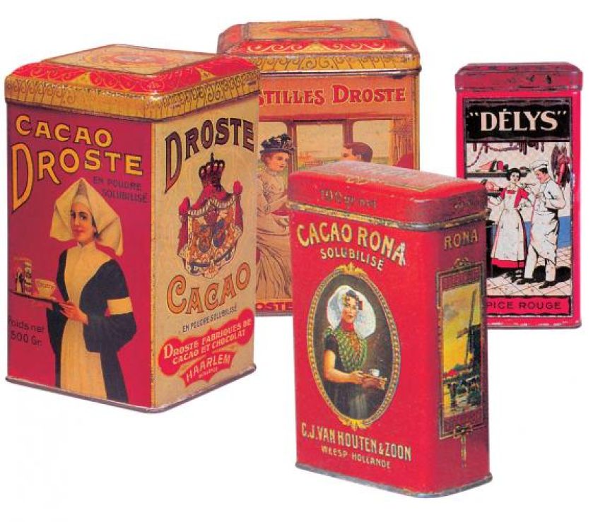 Puszki na kakao zdobione scenkami rodzajowymi.