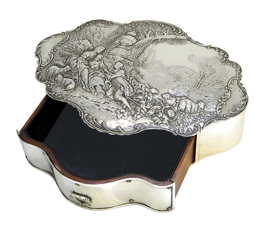 Ze srebra, w stylu wiktoriańskim, 1900 r.