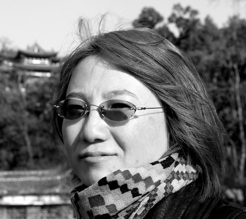 Biżuteria z włókna węglowego. Biżuteria z włókna węglowego