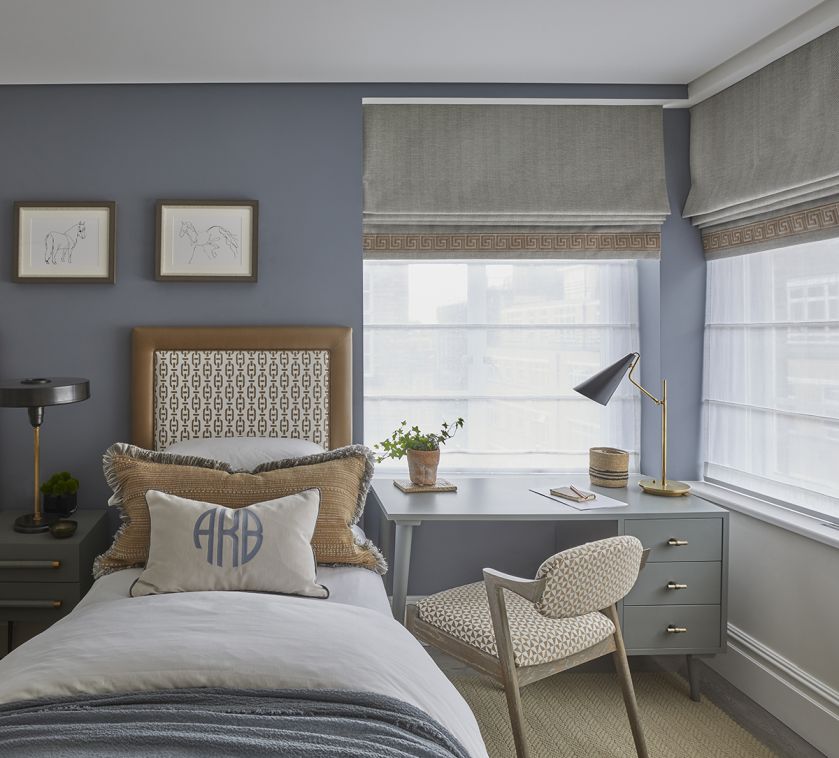 domowe biuro w sypialni