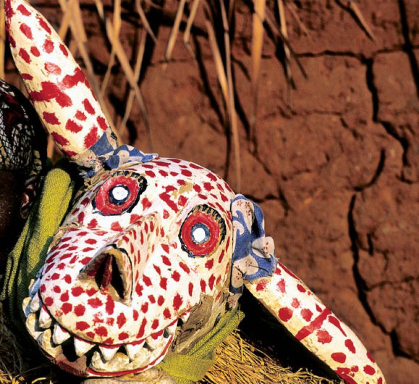 Maska afrykańska. Fot. East News. Maski