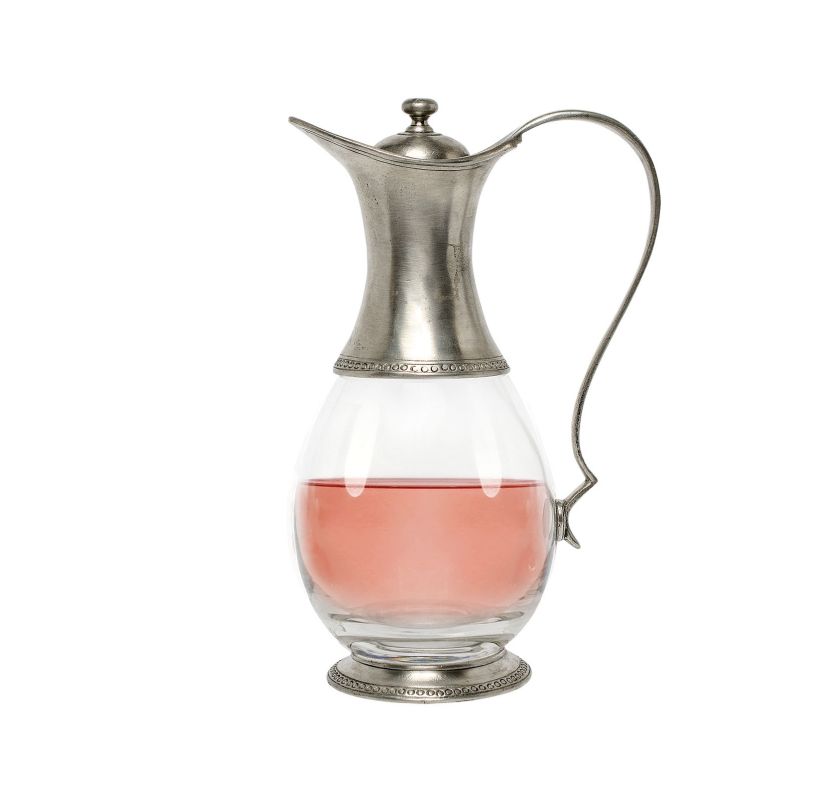 Jak podawać wino? Do każdego koloru trunku dobraliśmy inne dodatki. Dorzuciliśmy kilka porad, które uchronią