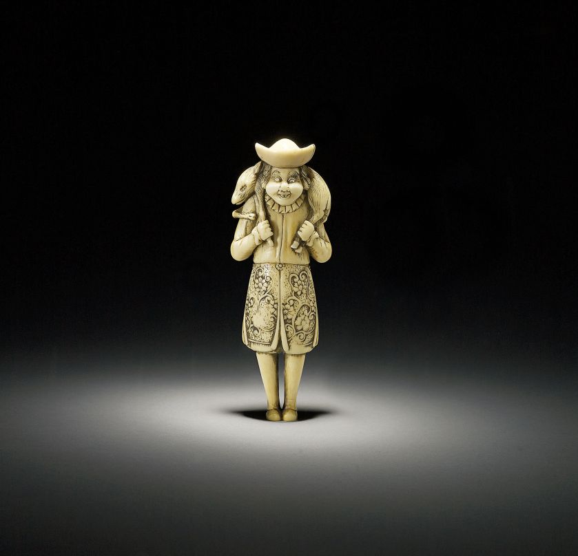 Holender z młodym dzikiem , kość słoniowa, ok. 1820 r.ąbką ,