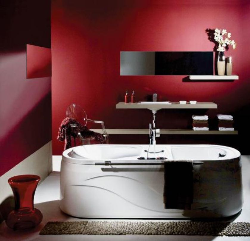 Za wannę Liwia firmy Poolspa zapłacimy 3359 zł, za umywalkę Diverta - 643 zł. Termostatyczna