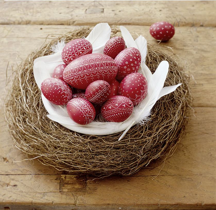 Dekoacja z pisankami. Święte jajo: co jest w nim magicznego, że zdobi je cały świat