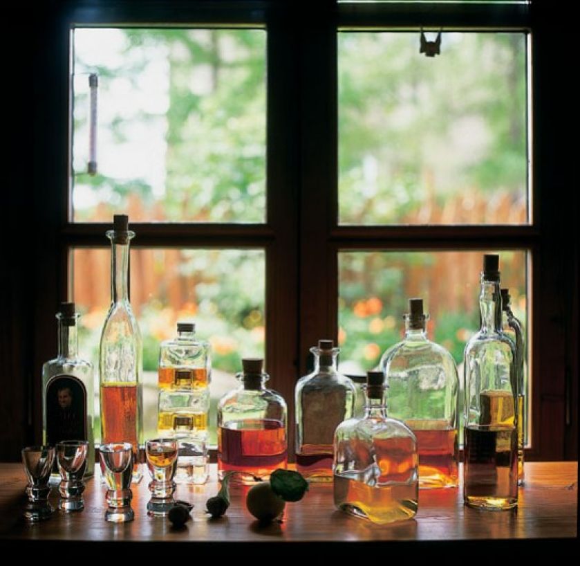 Mazurska chata nad jeziorem. Mazurska przystań