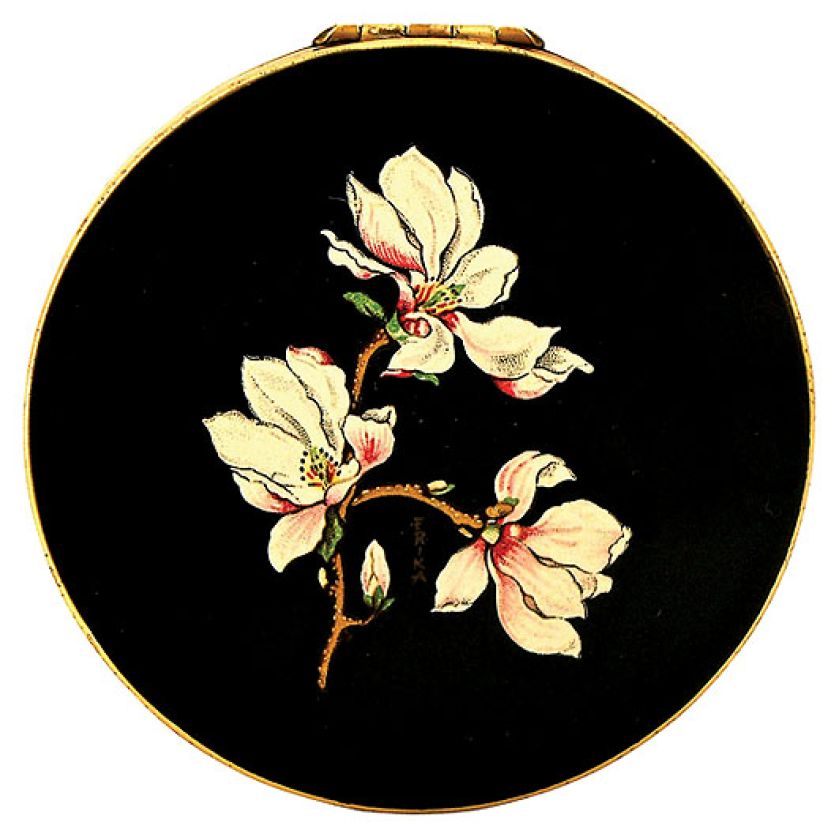 W kwiaty, Vanroe Compacts. Opakowania kosmetyków