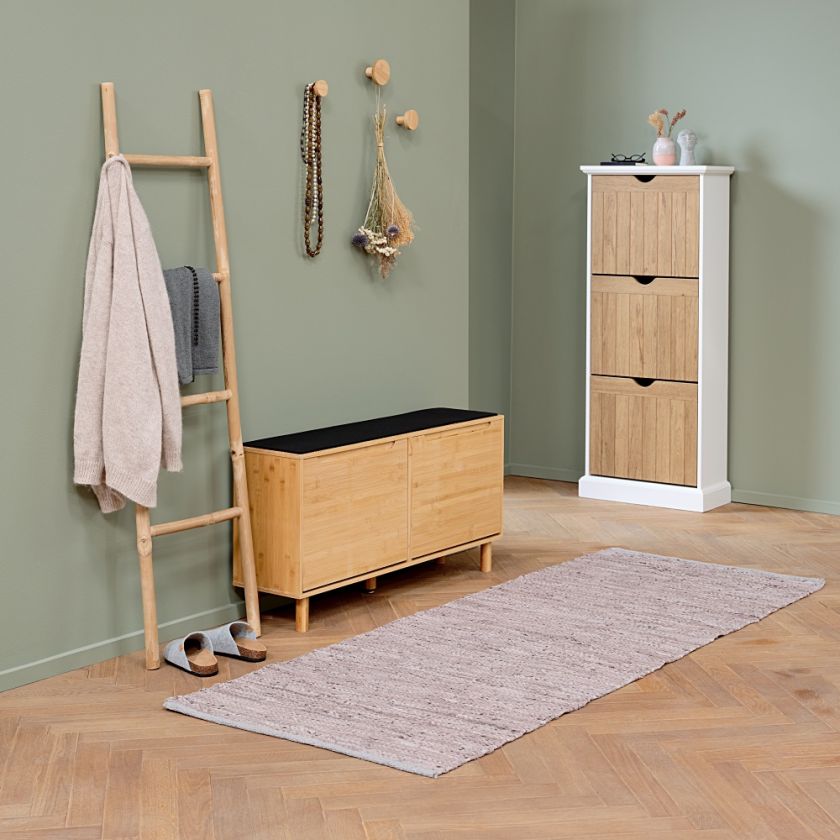 wąskie szafki na buty