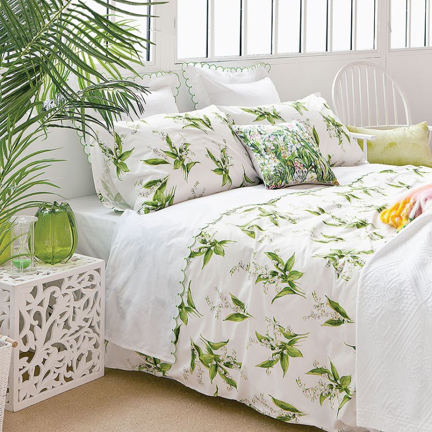 Sen jak na zielonej trawce.