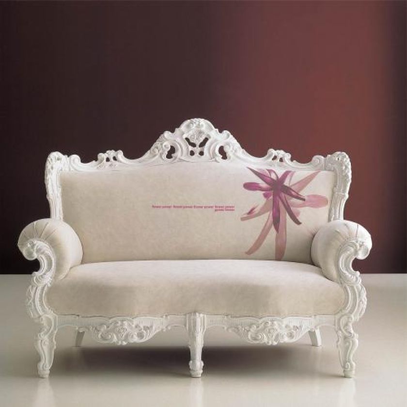 Klasyczna forma – współczesna tkanina. Princerelax, od 3970 euro netto. HEBAN