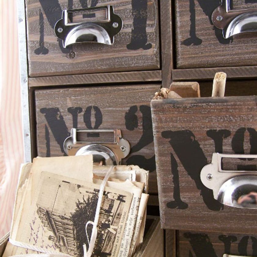 Komódka w stylu retro - atelier Brocante