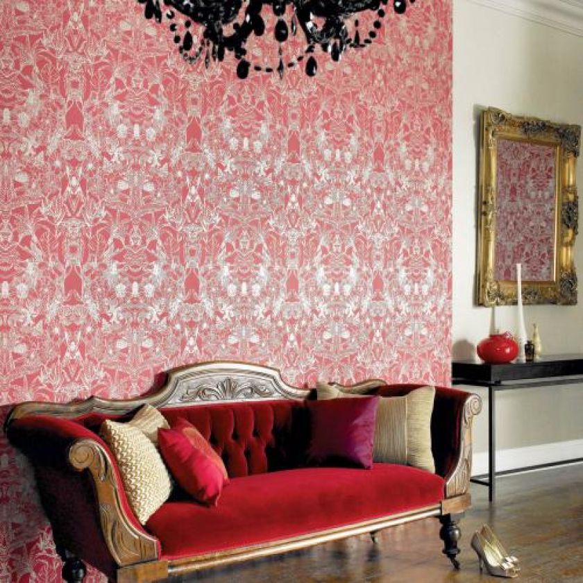 Nie trzeba tapetować od razu całego mieszkania. Wystarczy jedna ściana - Graham