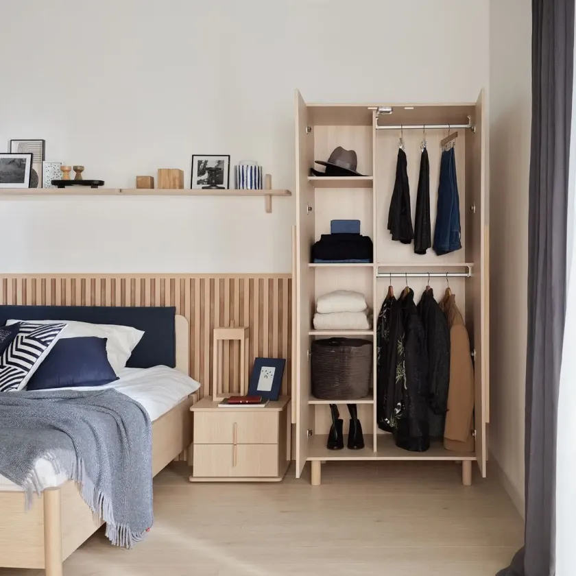 miejsce do spania i przechowywania w pokoju gościnnym