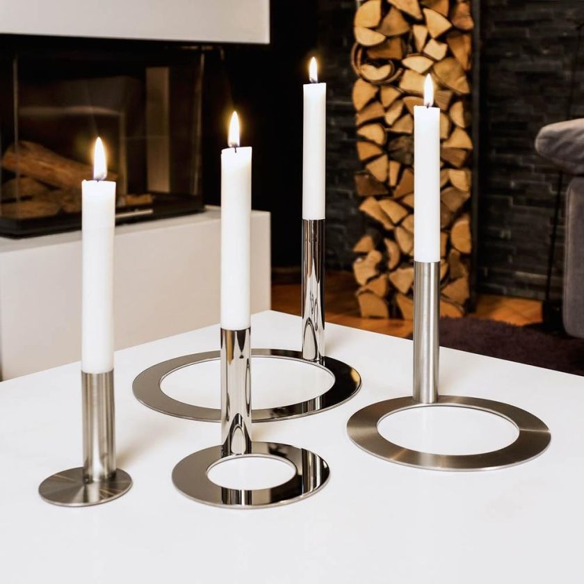 Świecznik Philippi Ronda, Czerwona Maszyna