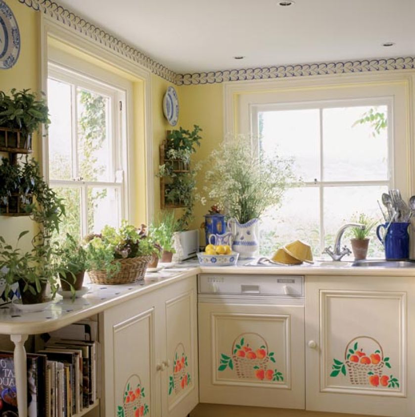 Kosz pełen jablek to bardzo dekoracyjny motyw do kuchni w rustykalnym stylu.