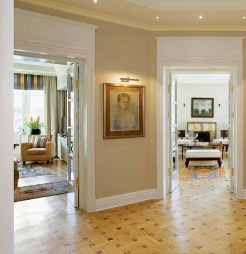 Przebudowując mieszkanie, nowi właściciele starali się zachować wszystko to, co dało się uratować. Najbardziej cieszą