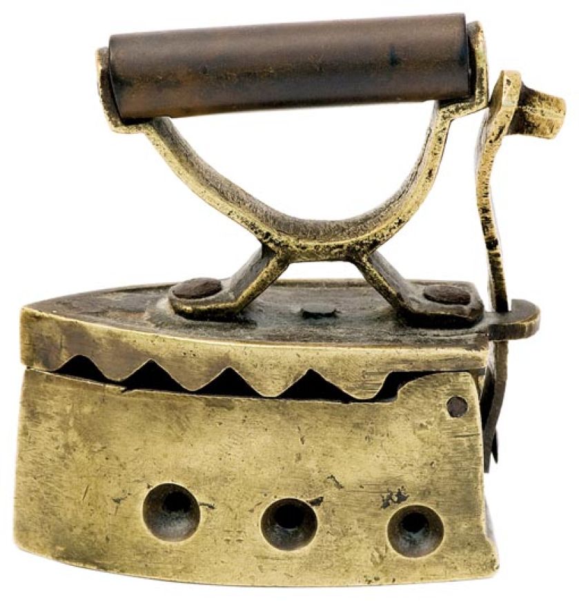 Żelazko żeliwne na duszę, fot. shutterstock.com