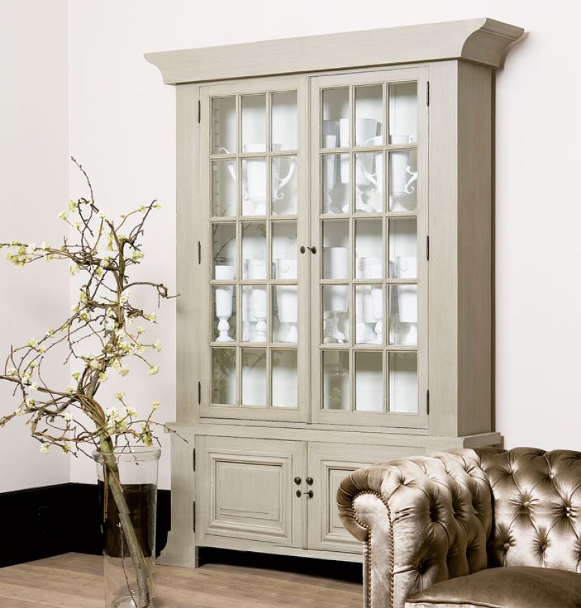 Guillaume z litego dębu. Kosztuje 11 800 zł. BIBELOU