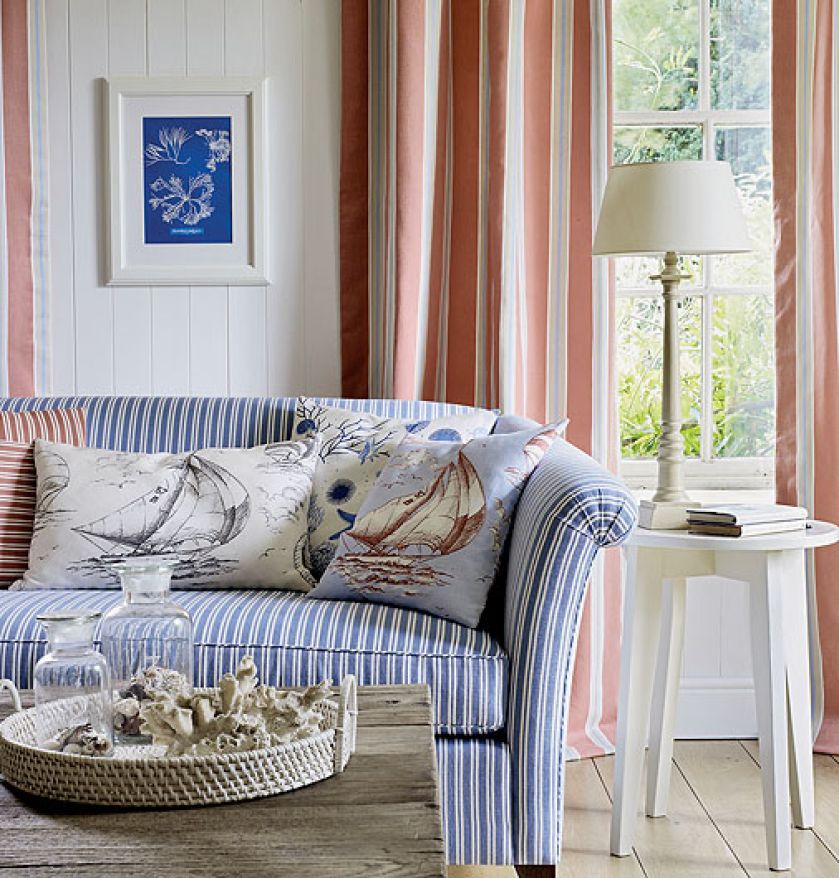 Szerokie pasy zestawione z wąskimi. Do tego w różnych kolorach. JANE CHURCHILL