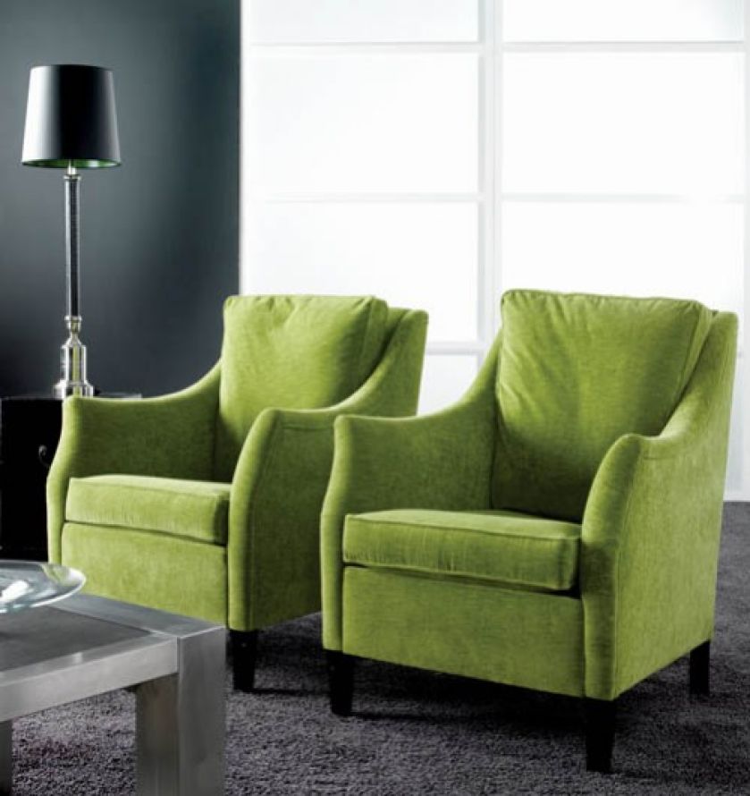 Fotele w tkaninie Distance marki Reynaldo. BM POLSKA