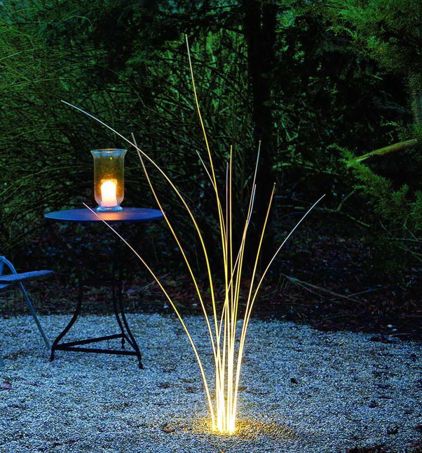 Ledowe gałązki Munich Reeds można zasadzić w ziemi, a nawet w wodzie, LICHTLAUF, lights4fun.co.uk