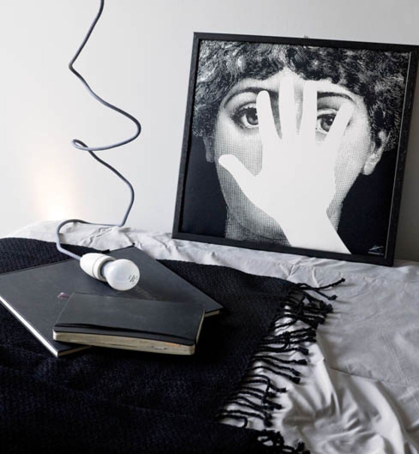 Michał ma tysiące pomysłów, jest barwny, mieszkanie to po prostu blejtram z płótnem, na którym mogą rozgrywać się te